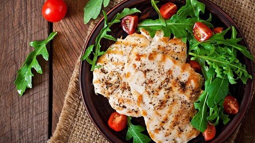 Lợi - hại khi ăn thịt gà hàng ngày