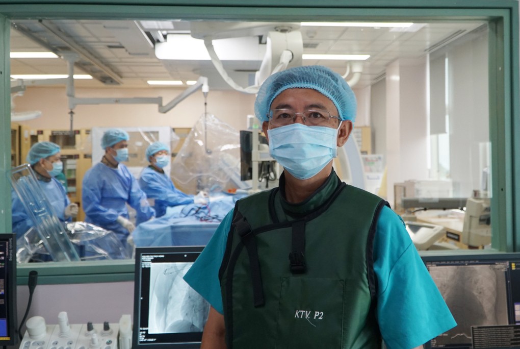 Kỹ thuật viên hình ảnh Trần Bá Khoa. Ảnh: Thư Anh.