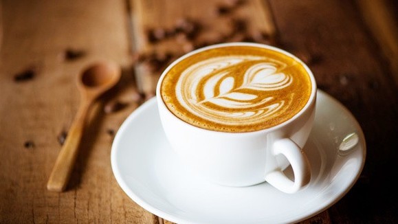 Điều xảy ra với cơ thể khi bạn uống cà phê ngay khi ngủ dậy