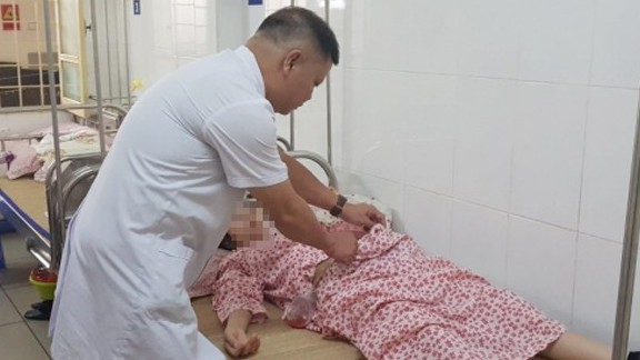 Người phụ nữ ốm yếu sau sinh do không kiêng quan hệ tình dục