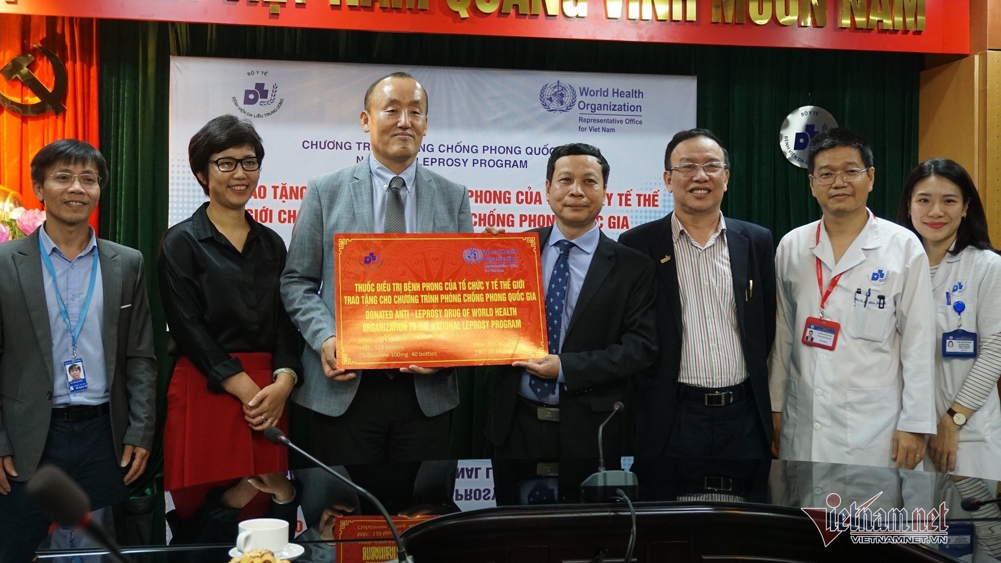WHO trao tặng thuốc điều trị cho bệnh nhân phong Việt Nam