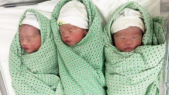 Lựa chọn sinh tử của người mẹ hiếm muộn mang tam thai