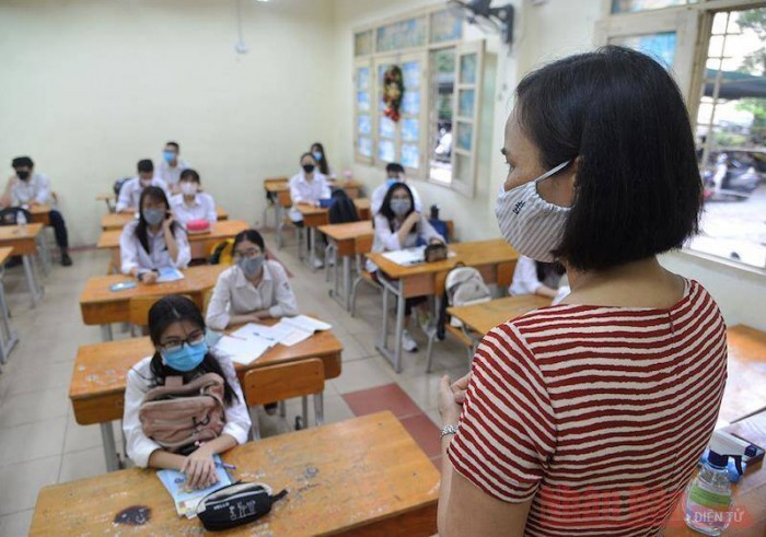 Covid-19 ng&agrave;y 4/5: H&agrave; Nội th&ecirc;m 1 ca dương t&iacute;nh người Ấn Độ tại Times City