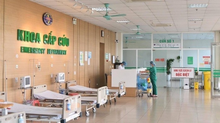 Phong tỏa Bệnh viện Bệnh Nhiệt đới cơ sở 2 vì liên quan đến một bác sĩ mắc Covid-19