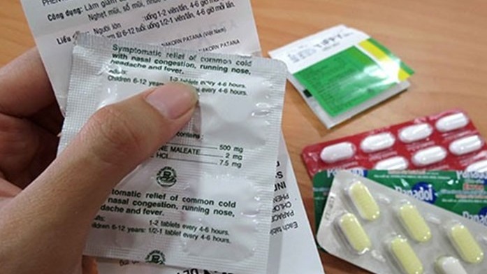 Vì sao nên đọc tờ hướng dẫn sử dụng thuốc?