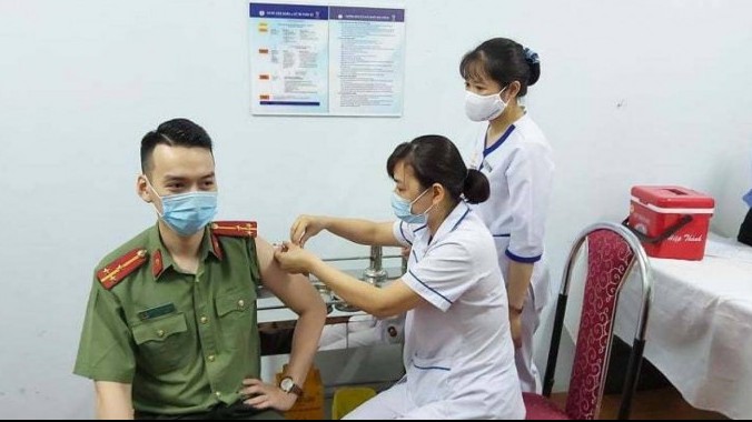 Sau tiêm vaccine Covid-19, thường xuất hiện phản ứng phụ gì?