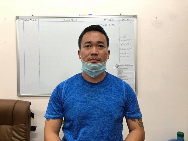 Bùi Tuấn Anh tại cơ quan công an