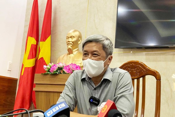 Thứ trưởng Bộ Y tế Nguyễn Trường Sơn.