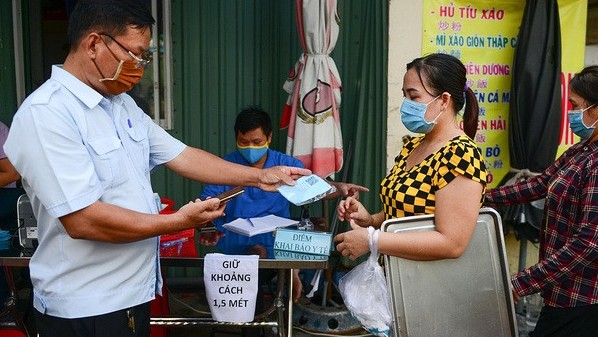 PM requests maximum travel restrictions in HCMC amid coronavirus crisis
