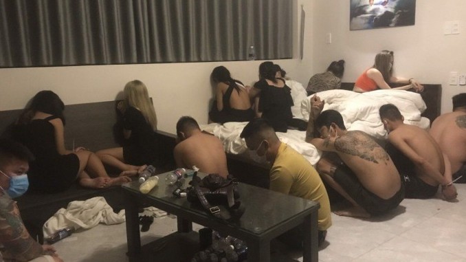 Bất chấp Covid-19, 89 "dân chơi" từ nhiều nơi vẫn thuê resort để phê ma túy