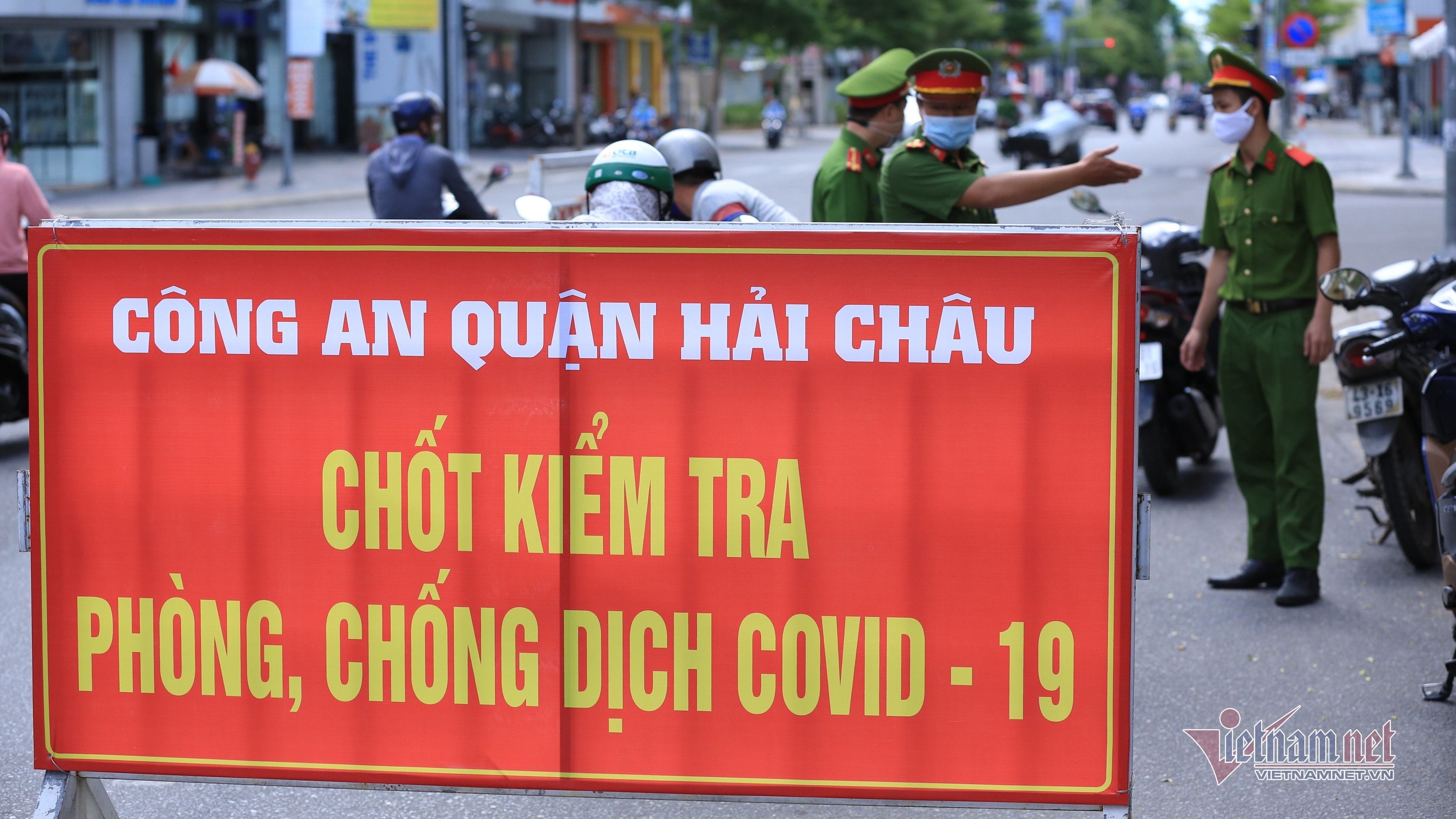 Đà Nẵng thêm 26 ca dương tính nCoV, có 3 người trong một gia đình