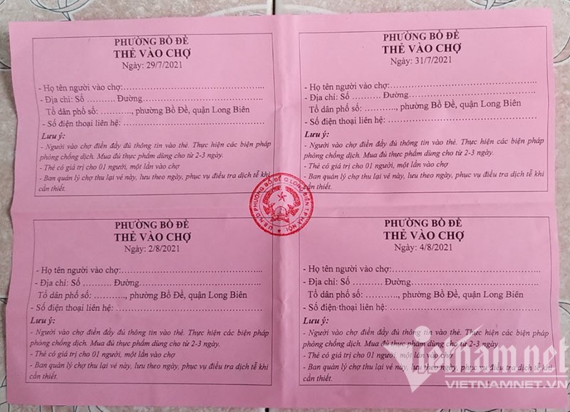 Nhận thẻ đi chợ, d&acirc;n H&agrave; Nội ph&acirc;n c&ocirc;ng, canh giờ mua mớ rau, con c&aacute;