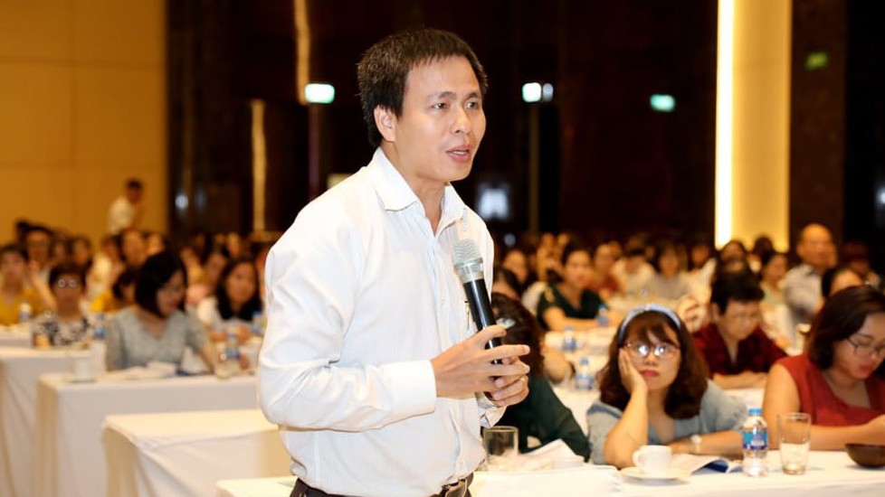 Người cao tuổi có bệnh nền ăn gì để tăng sức đề kháng Covid-19?