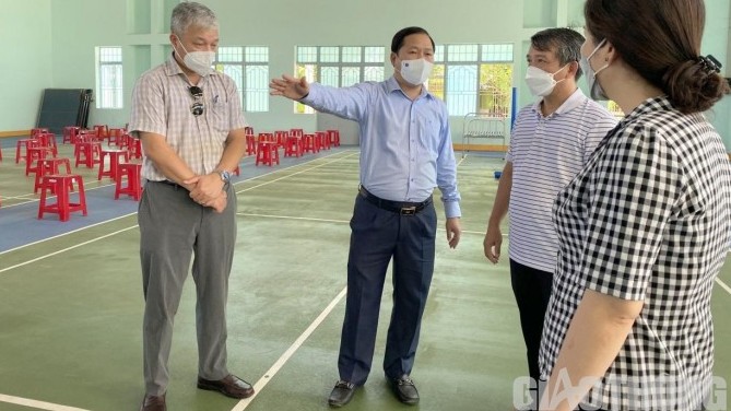 F0 cách ly tại nhà lây bệnh cho nhiều người ở xóm: Tạm đình chỉ chủ tịch xã