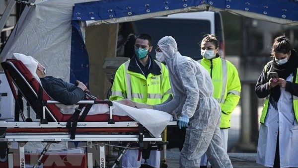 Giới khoa học theo dõi chặt chẽ các biến thể Colombia và Lambda