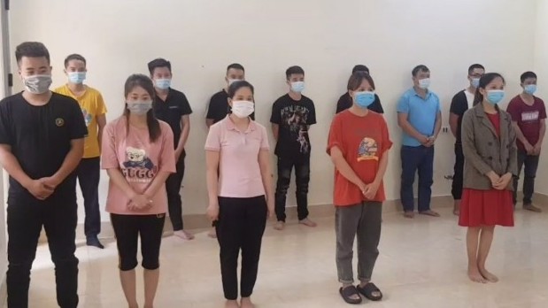 Thêm 12 đối tượng bị khởi tố vì vụ nhân bản phiếu xét nghiệm Covid-19