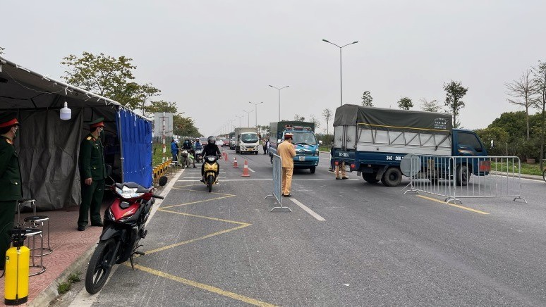 TP Hải Dương cấm đón, trả khách và giao, nhận hàng hóa ven Quốc lộ 5