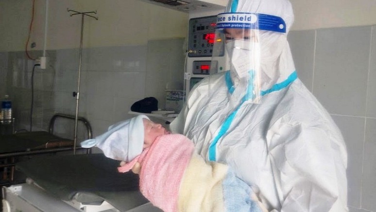 Hỗ trợ sinh con an toàn cho sản phụ đang điều trị Covid-19