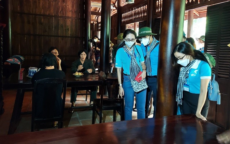 TP Hồ Ch&iacute; Minh tổ chức tour du lịch cho lực lượng tuyến đầu