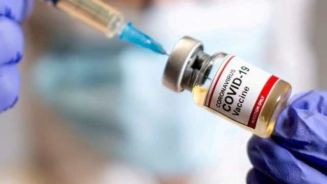 Anh nghiên cứu thử nghiệm tiêm kết hợp 2 loại vaccine ngừa Covid-19 cho trẻ em
