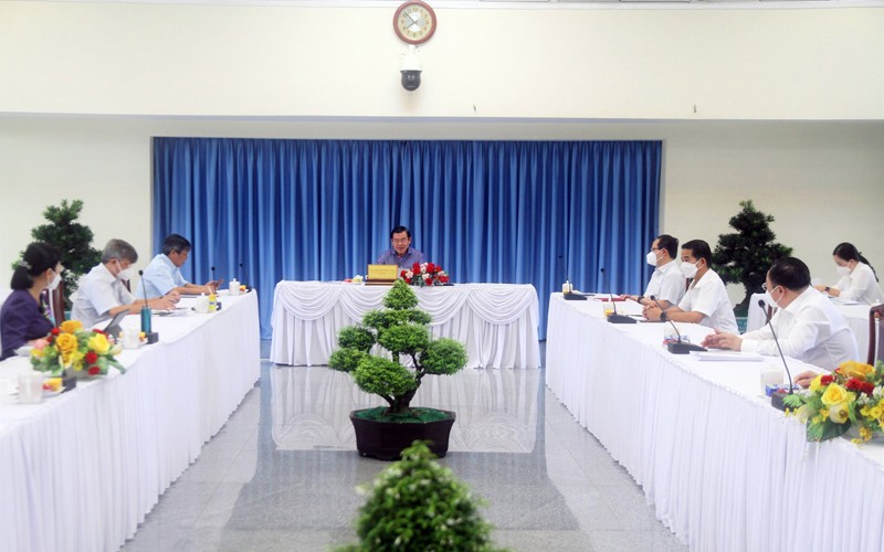 Đồng Nai ưu ti&ecirc;n ti&ecirc;m hai mũi vaccine ph&ograve;ng Covid-19 cho shipper v&agrave; l&aacute;i xe