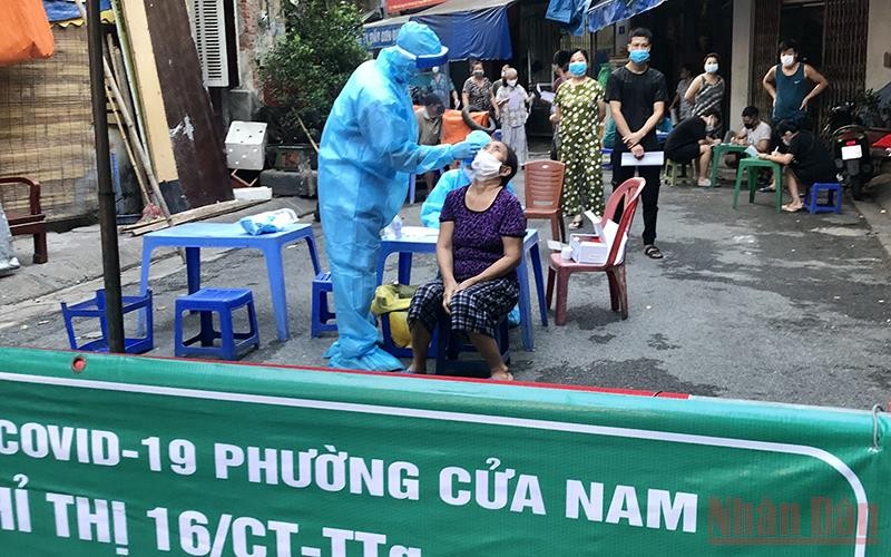 Tốc độ x&eacute;t nghiệm của Việt Nam tăng nhanh