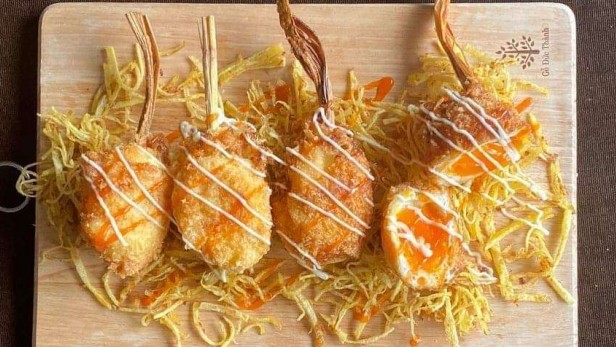 Trứng gà đừng luộc hay kho, làm trứng chảy chiên xù ai thấy cũng thèm