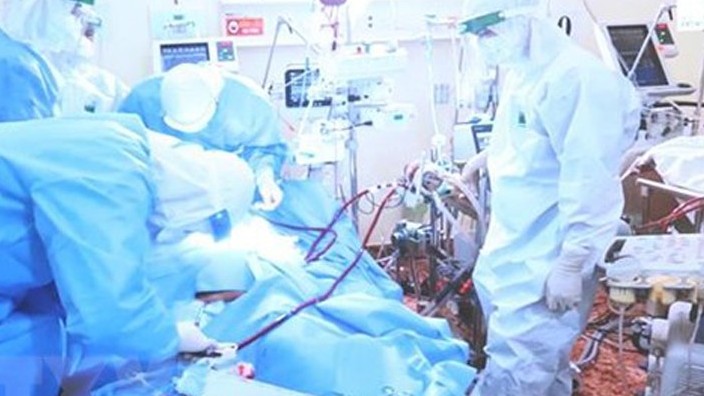 TP Hồ Chí Minh: Sản phụ xuất viện sau 86 ngày điều trị Covid-19