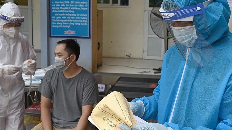 Ngày 24/11 thêm 11.811 ca nhiễm mới