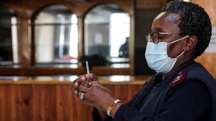 Số ca nhiễm Covid-19 tăng 83% ở châu Phi trong tuần qua