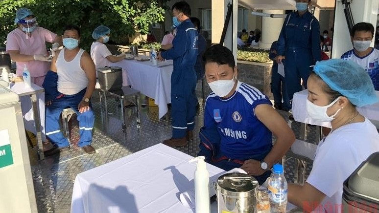 Gần 15 triệu người đã tiêm mũi 3 vaccine Covid