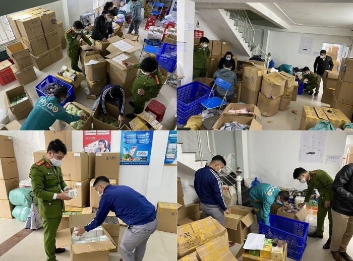 Lực lượng chức năng đang tiến hành kiểm tra - Ảnh: C.AA