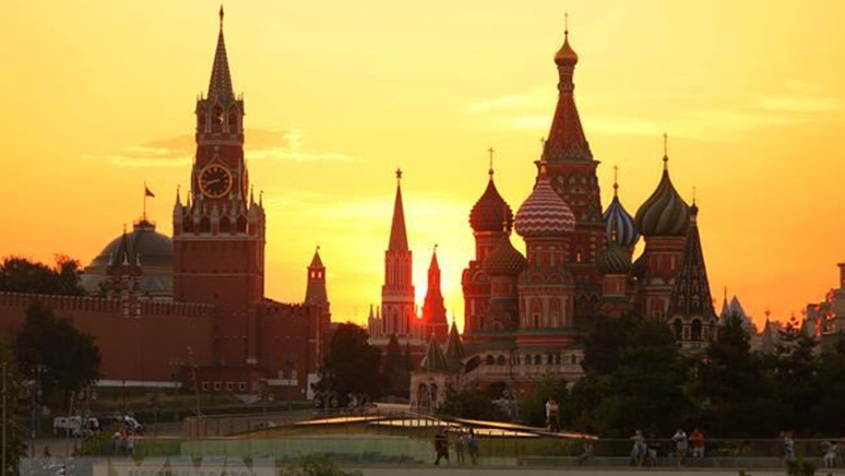 EU tạm dừng các chương trình hợp tác, nghiên cứu với Nga và Belarus