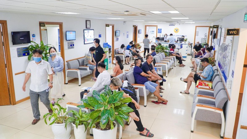 Số bệnh nhân đến khám vì cúm A tăng mạnh tại các cơ sở y tế.