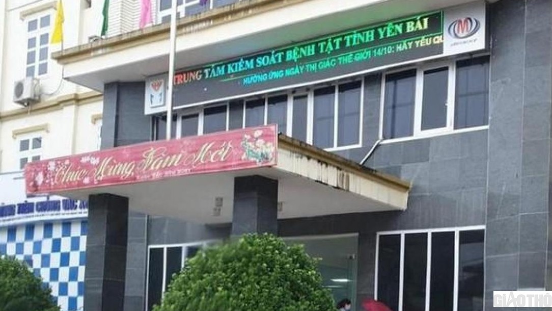 Cách chức vụ Đảng đối với Phó Giám đốc Sở Y tế Yên Bái