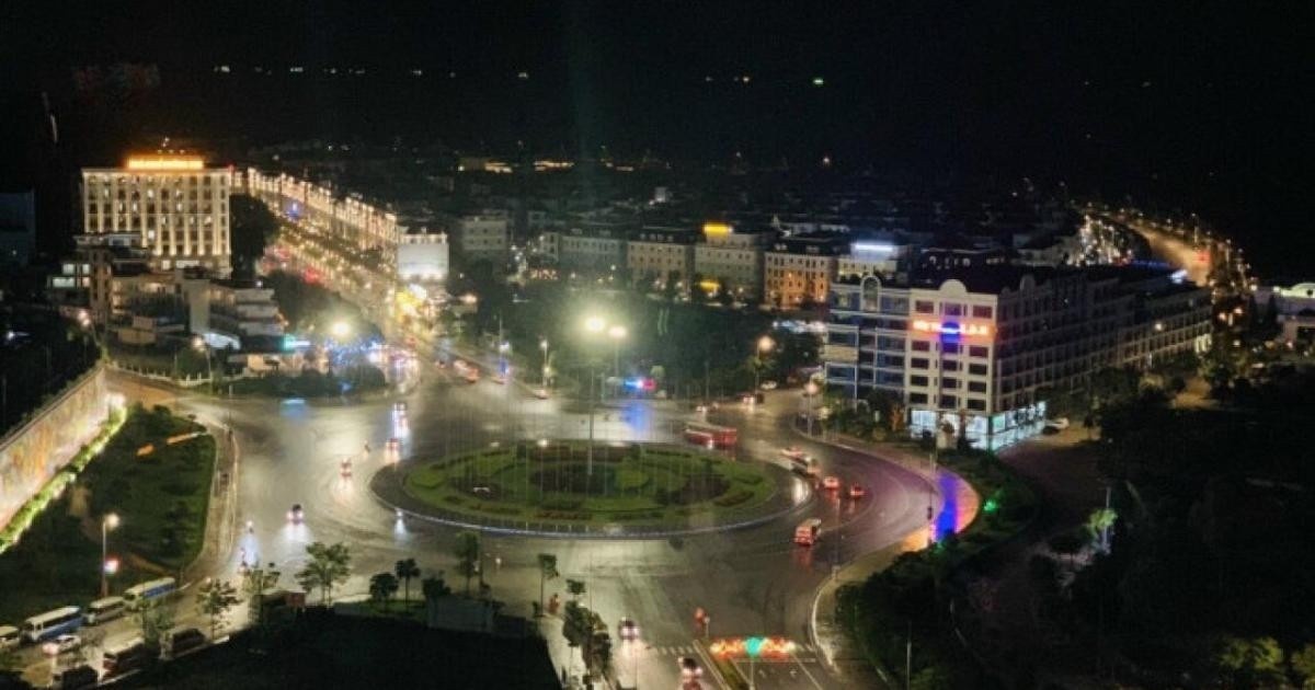 Giao thông tại khu du lịch Bãi Cháy, TP Hạ Long luôn đảm bảo thông suốt