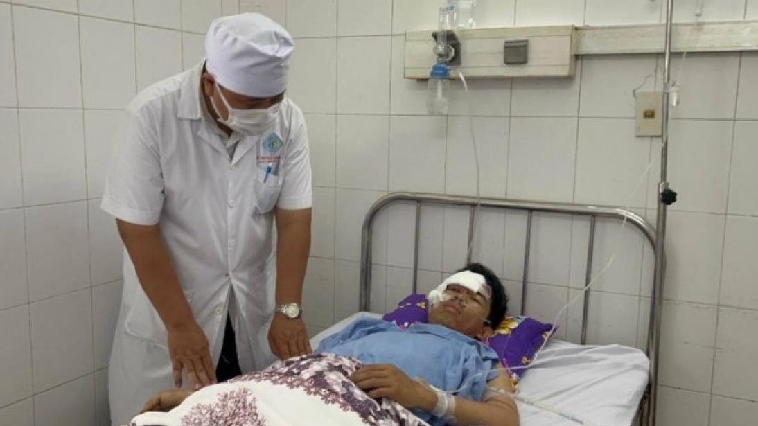 10 phút, cứu bệnh nhân sốc đa chấn thương