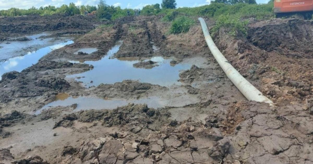 Hiện trường vụ khai thác cát trái phép.