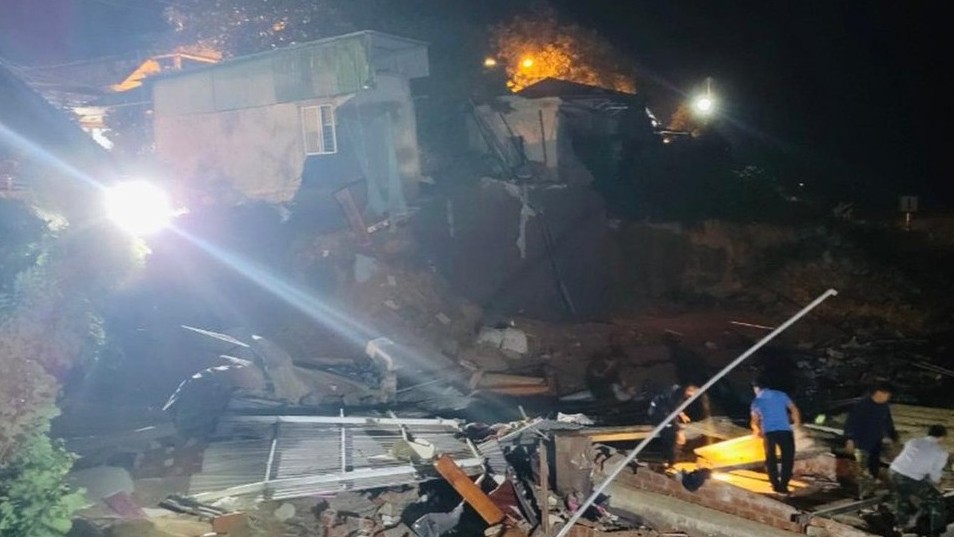 Tìm thấy nạn nhân mất tích trong vụ sập nhà ở bờ sông Thạch Hãn