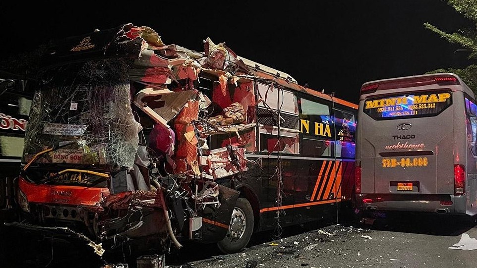 Tai nạn liên hoàn giữa 4 xe khách trên quốc lộ 1A, đoạn qua Bình Thuận