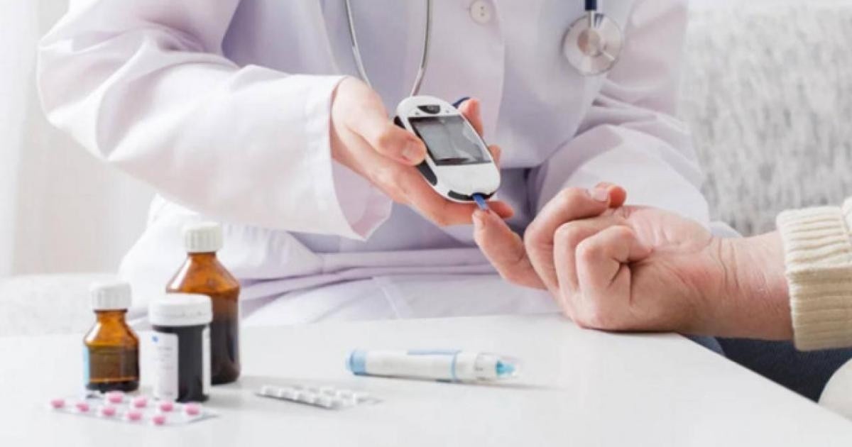 Người có những yếu tố nguy cơ nên thăm khám, theo dõi sức khỏe định kỳ để phát hiện sớm tiền đái tháo đường