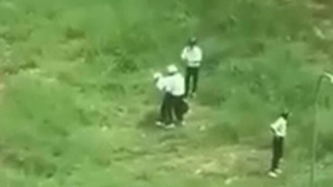 Thông tin bất ngờ vụ nam sinh bị khóa tay và đánh ở Cà Mau