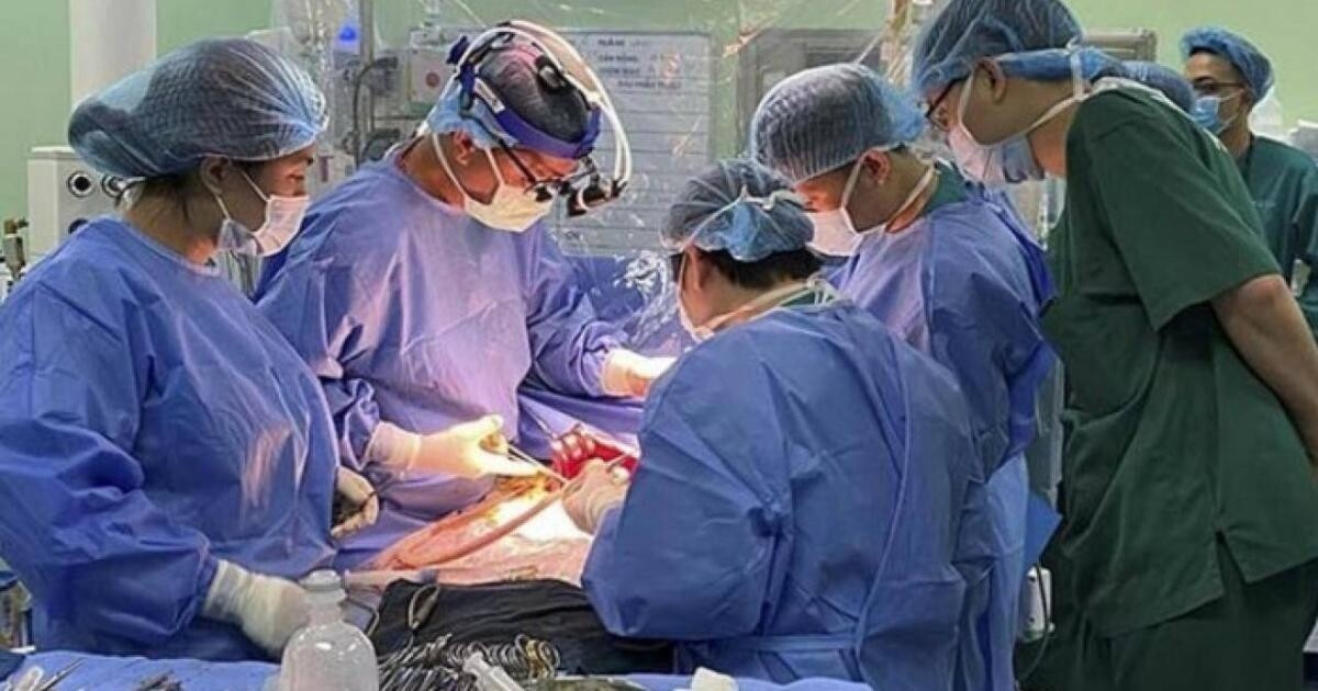 BV Nhi Trung ương thực hiện ca ghép gan cho trẻ em