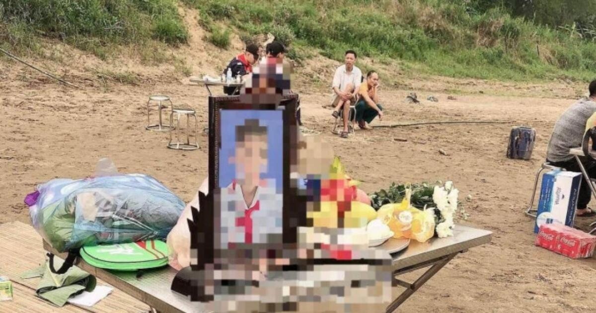 Hàng chục người vẫn đang tìm kiếm cháu T.