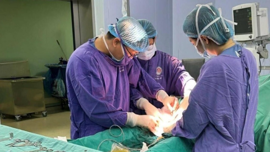 Quý ông 42 tuổi bị gãy "cậu nhỏ", bác sĩ điểm loạt lý do gây tổn thương