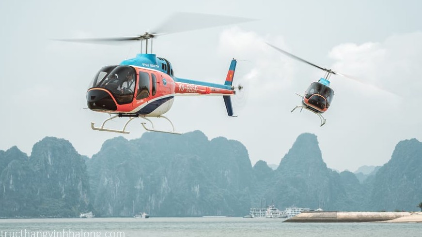 Khẩn trương tìm kiếm, cứu nạn máy bay trực thăng rơi tại vịnh Hạ Long