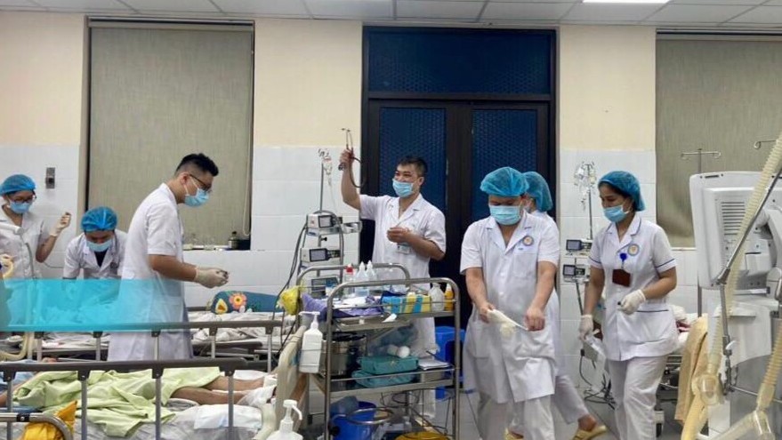 Bệnh nhân ngộ độc lá ngón được cứu sống kịp thời