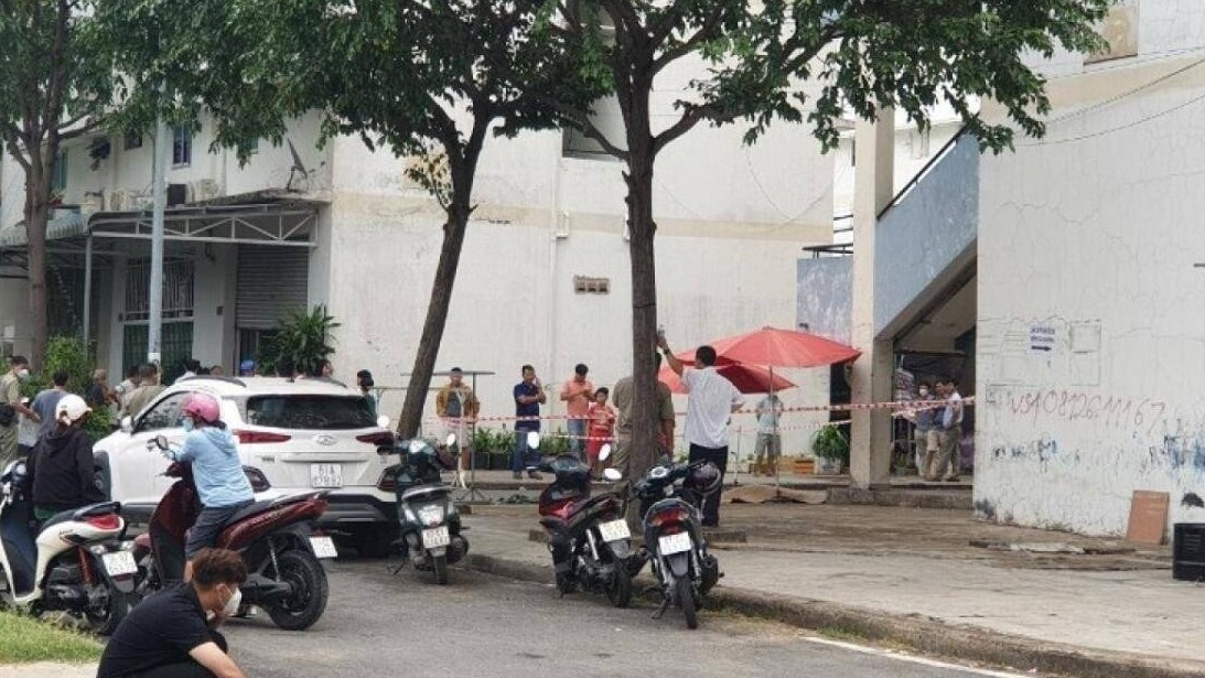 Người đàn ông rơi lầu chung cư ở Bình Dương tử vong