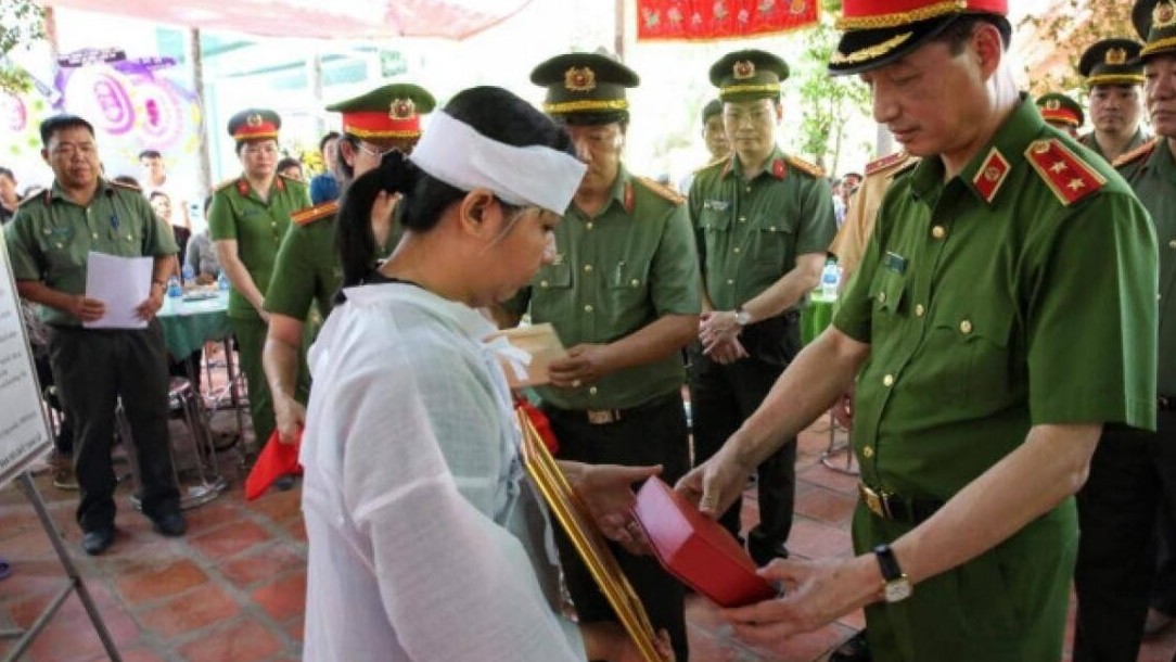 Thiếu tá CSGT bị xe tông tử vong ở Long An được truy thăng cấp bậc hàm