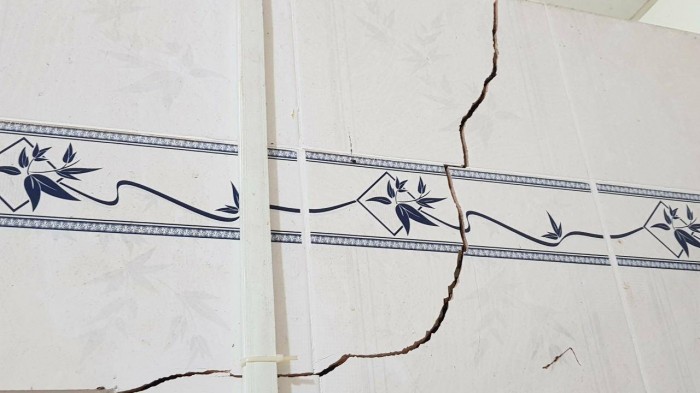 Với những vết nứt thế này, chất lượng sau khi được sửa chữa vẫn rất khó để đảm bảo
